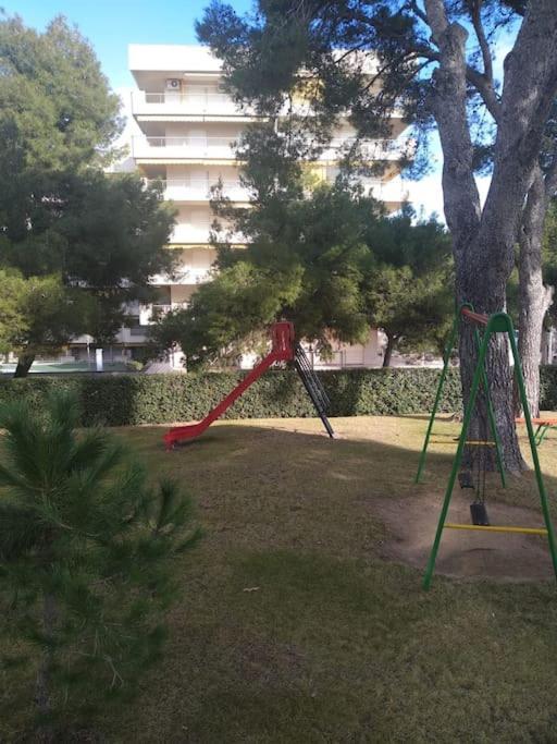 Apartamento Cala Dorada Salou Exterior foto