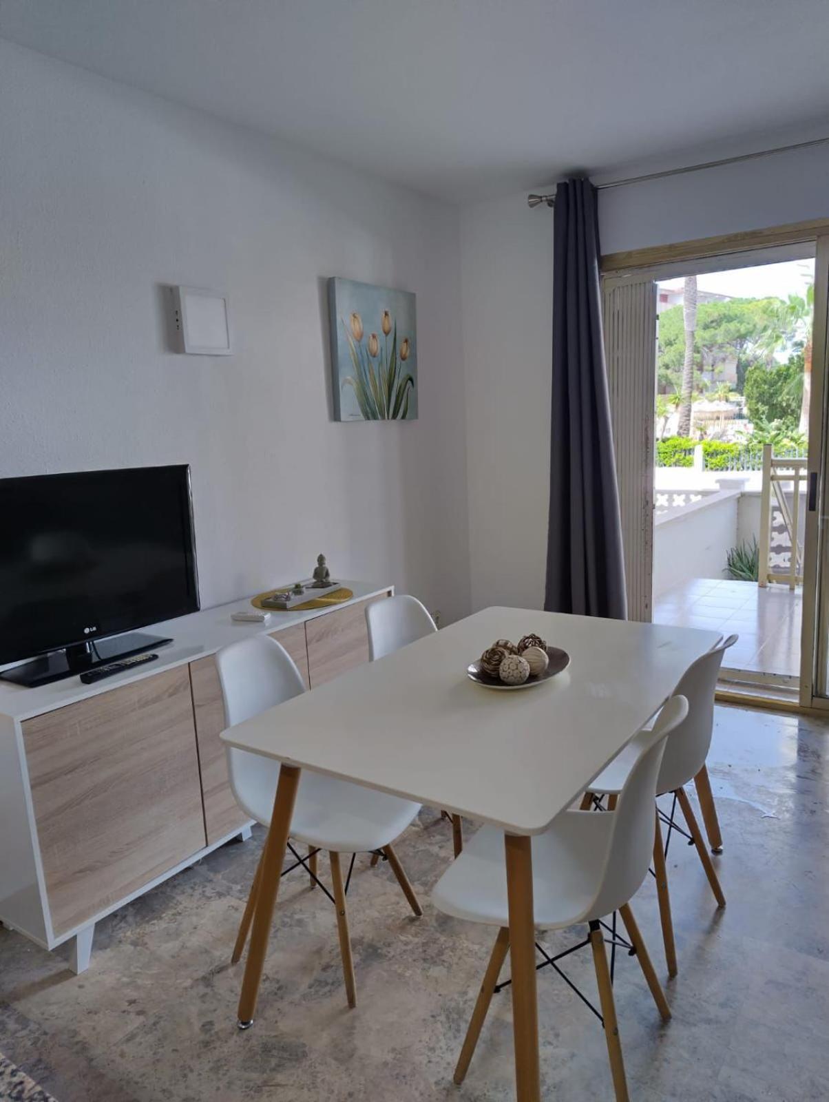 Apartamento Cala Dorada Salou Exterior foto